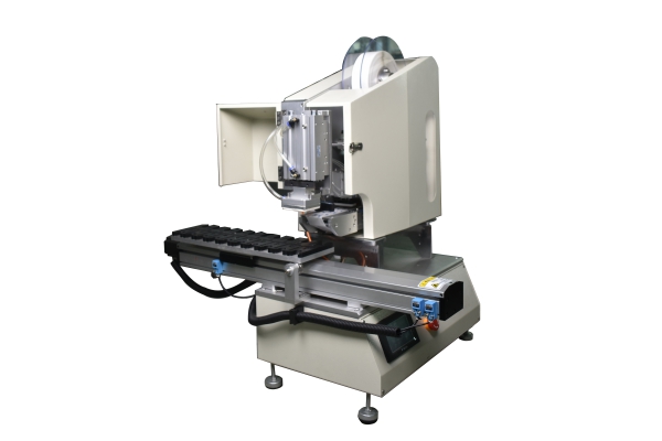 【貼標(biāo)機】如何解決不干膠貼標(biāo)機翹標(biāo)狀況(圖1)